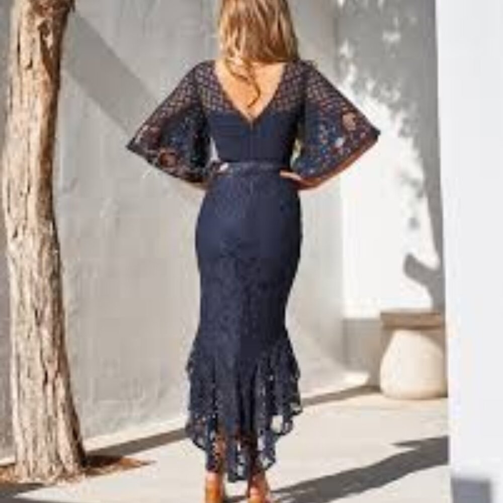 Round Neck Lace Mermaid Dress
